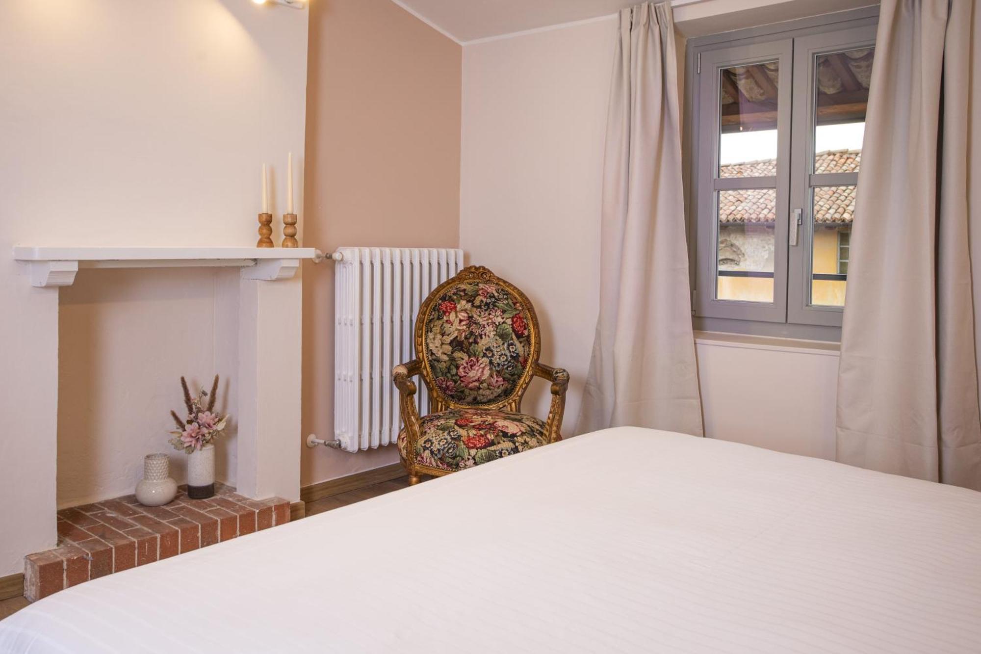 Palazzo Ratti Boutique Rooms Cherasco Kültér fotó